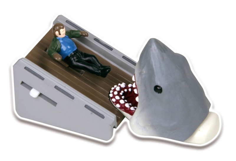 「SHARK BITE『JAWS』（1975）より」