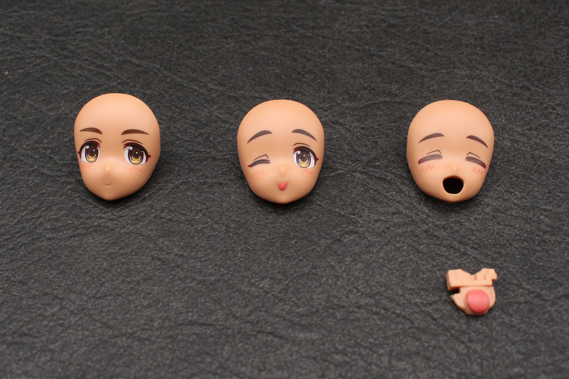 フェイスパーツは3種類