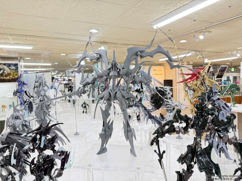 最新GTM立体物（中央の「モルフォ」は本イベントでは塗装完成見本を展示）