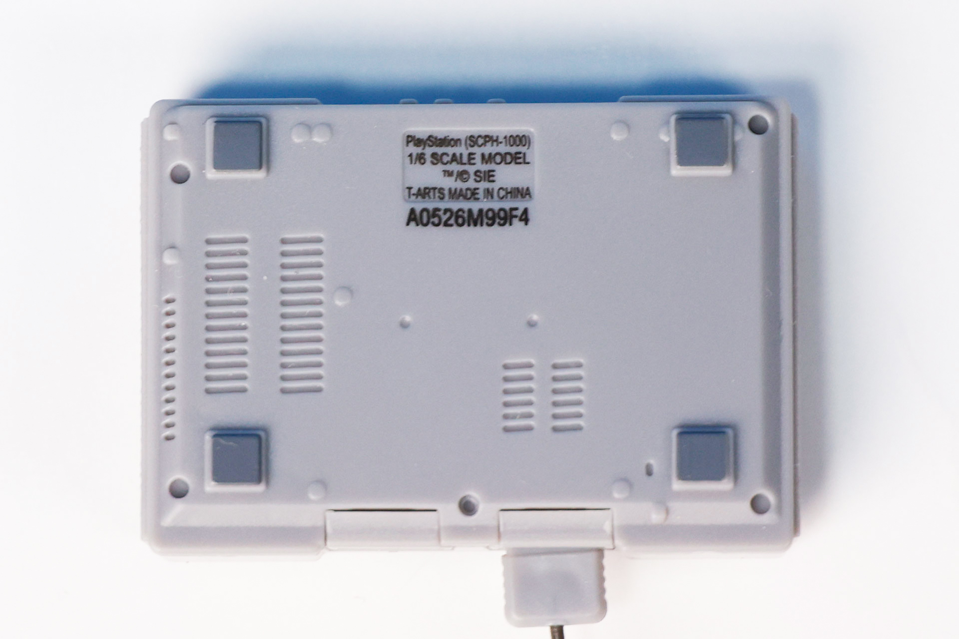 何気に背面側の再現度も高めだ