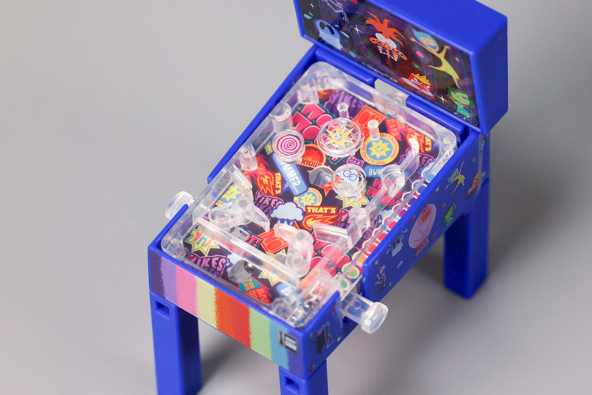 盤面は派手目だ