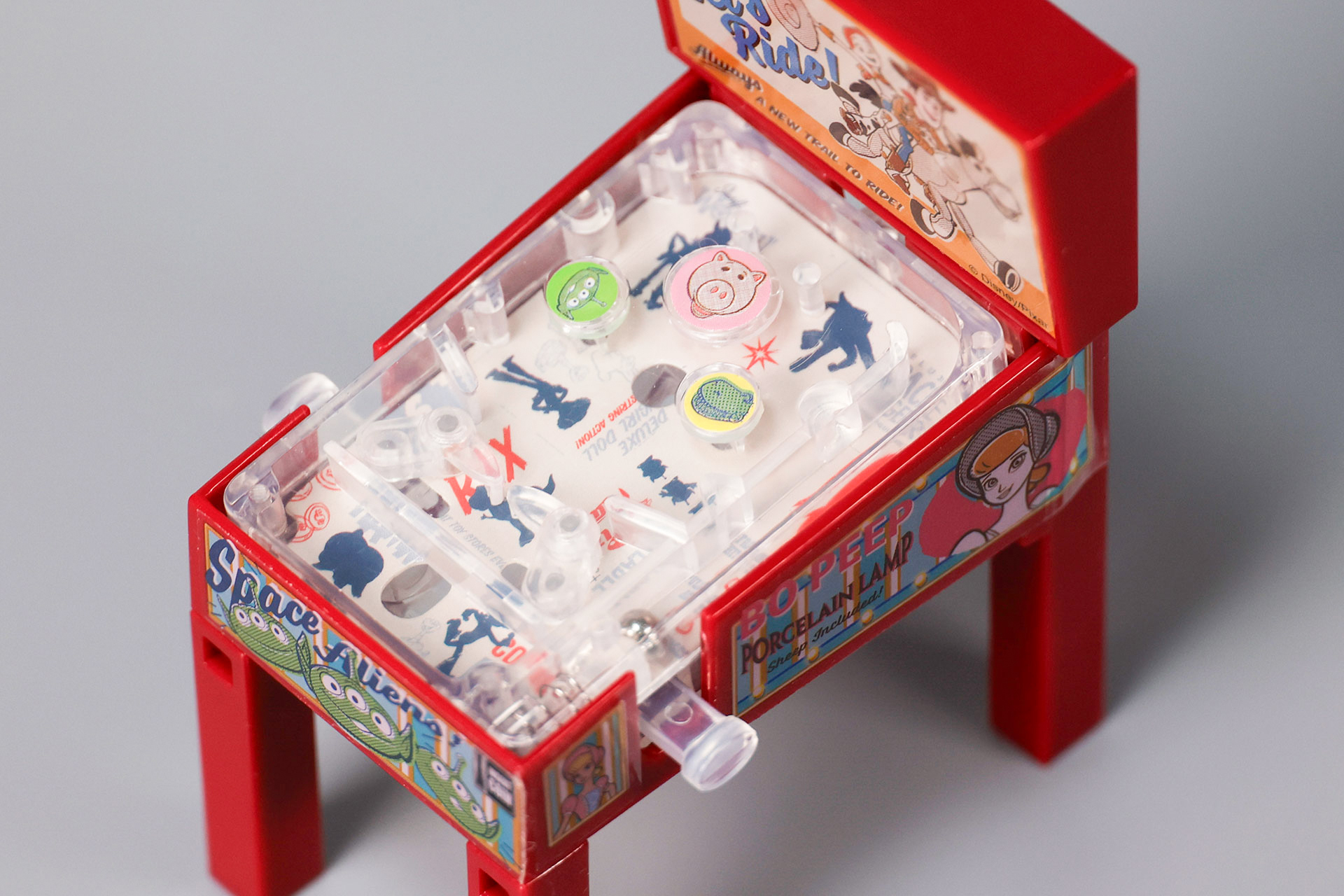 盤面だけを取り出すときは、レバーの辺りを持ち上げよう