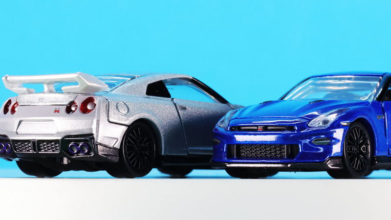 トミカサイズでこの重厚感！すばらしいです