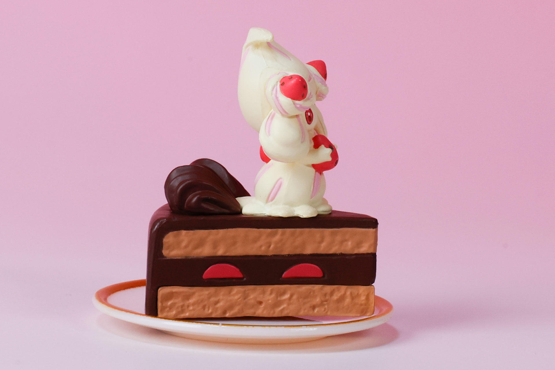 机の上に飾っておくと飯テロになりそう！？