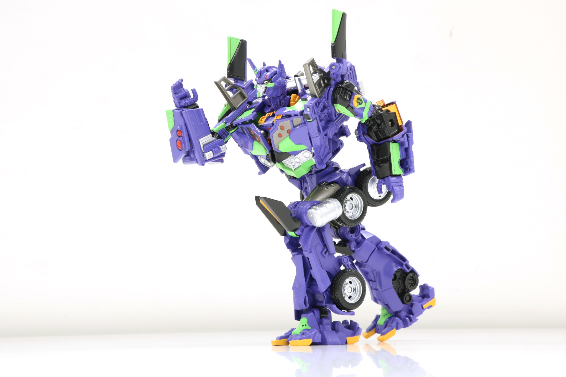 柔軟な可動で疾走感ある走る姿も表現できる