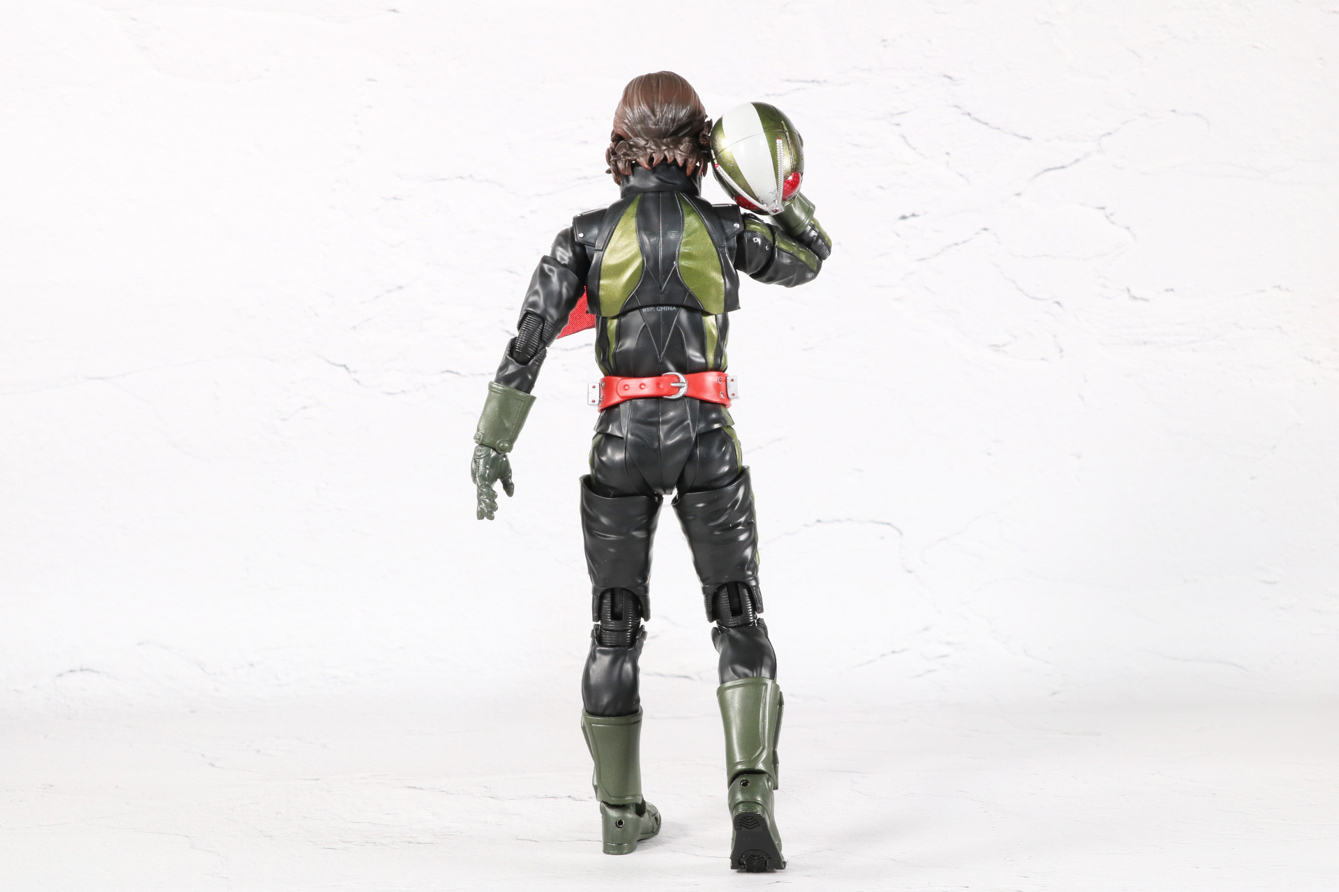 劇中ラストの後ろ姿を再現