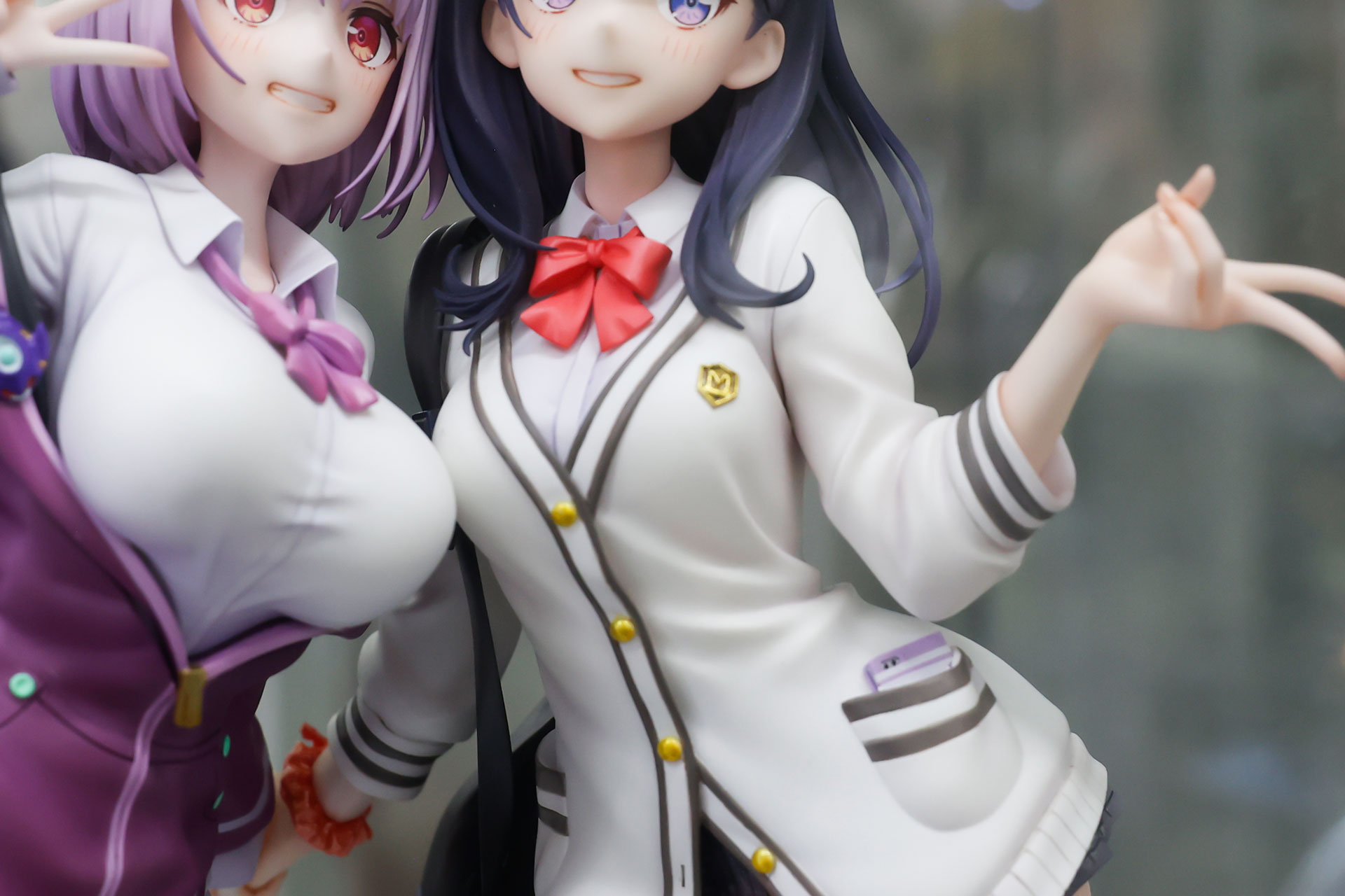 白い制服姿が美しい