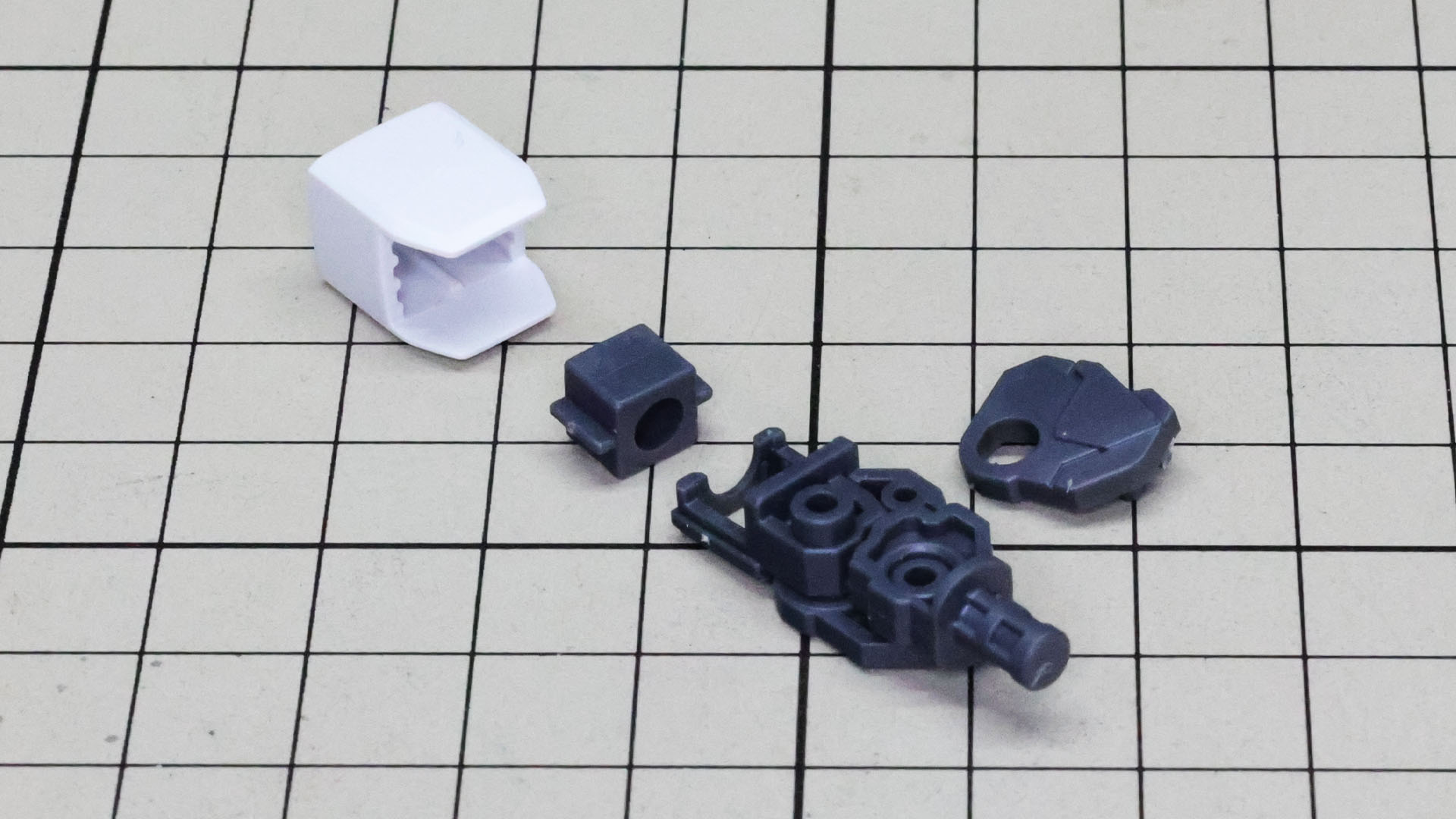 肘関節と上腕部を組んでいきます