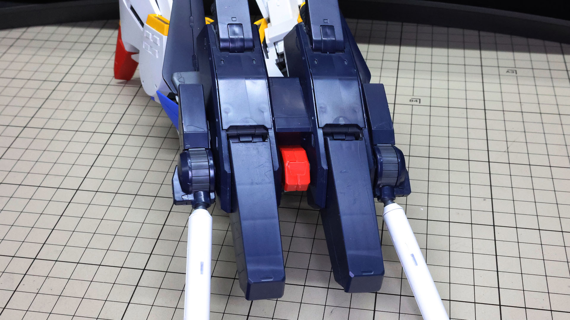 左右を繋ぐパーツで剛性もばっちりです