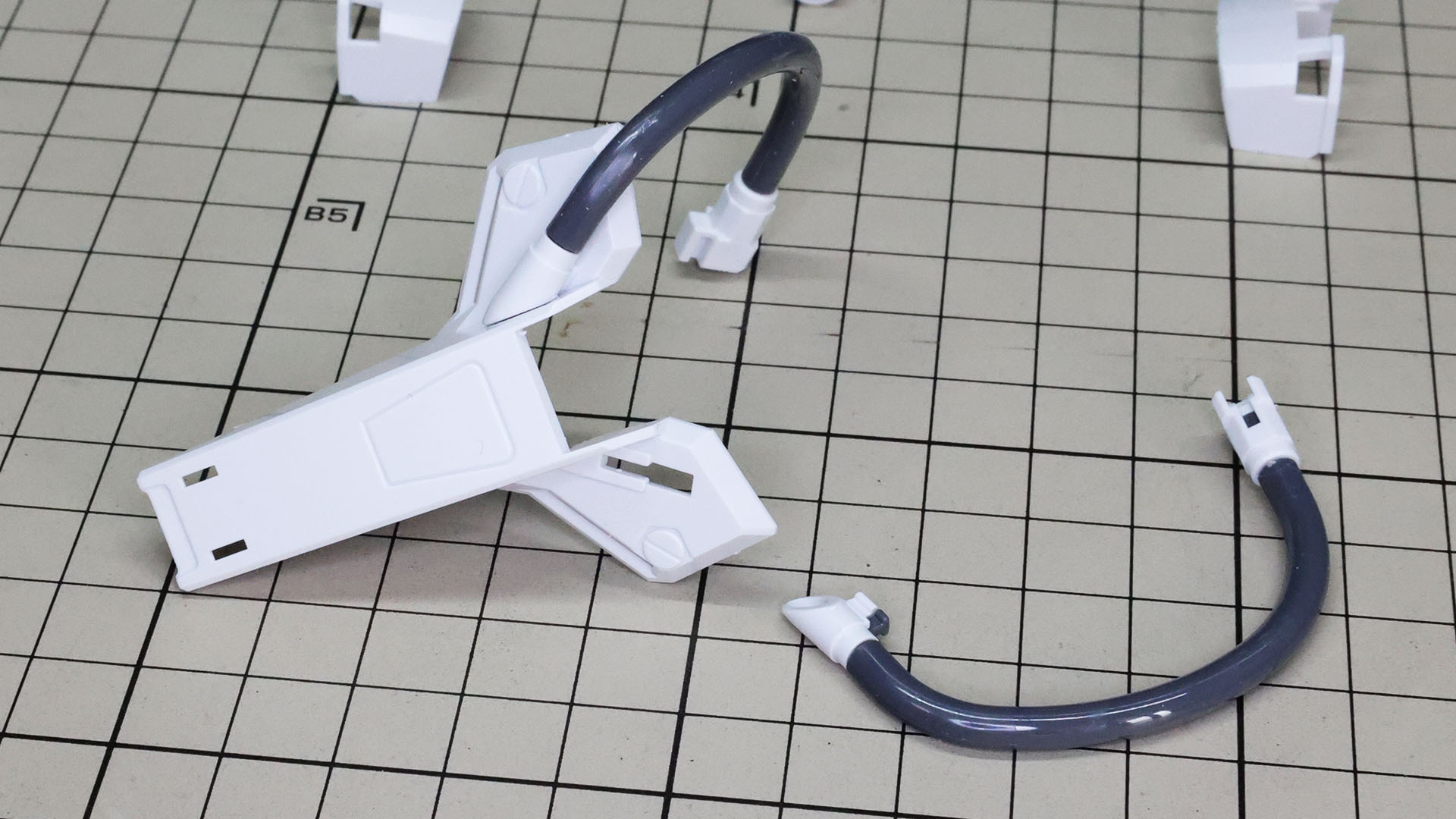 動力パイプの取り付け方がよく考えられており、組みやすさにもつながっていて精度の高さを物語っています