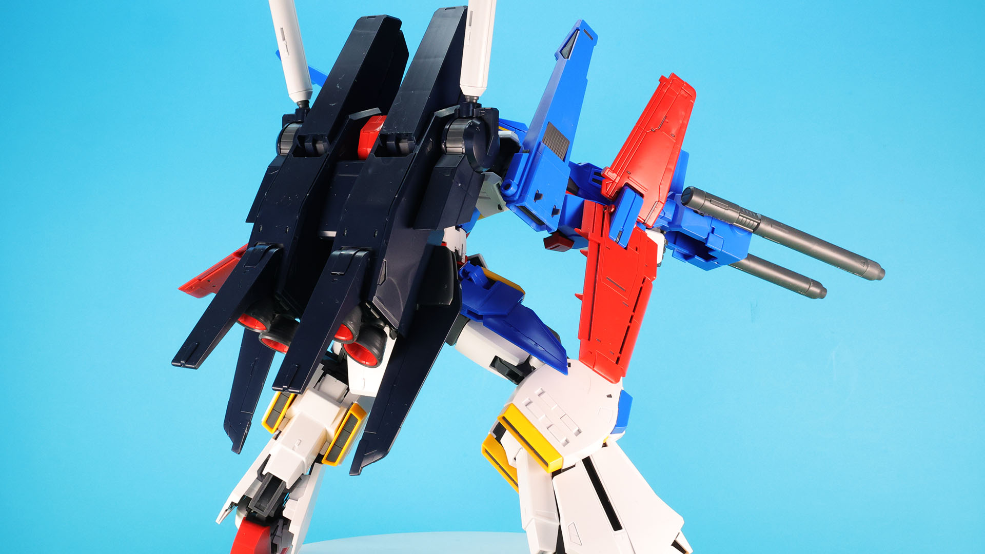 ウイング・シールドを構える！左肩の角度と前腕の角度が【強化型】ではできませんでした