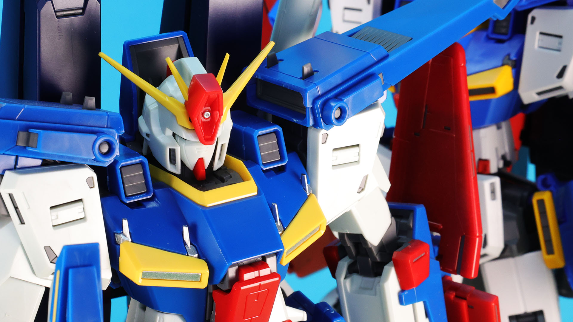 【強化型】にはVer.Kaでおなじみの4本のアンテナ的ディテールがあります