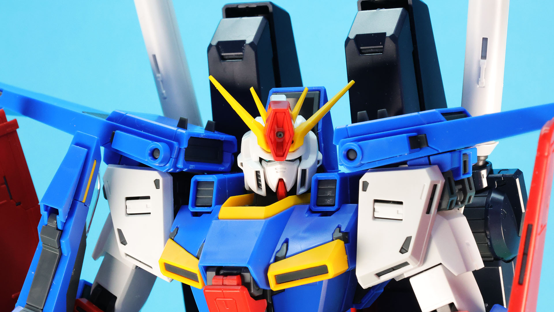 【フルアーマー】の胸部にはその部分はふさがれています