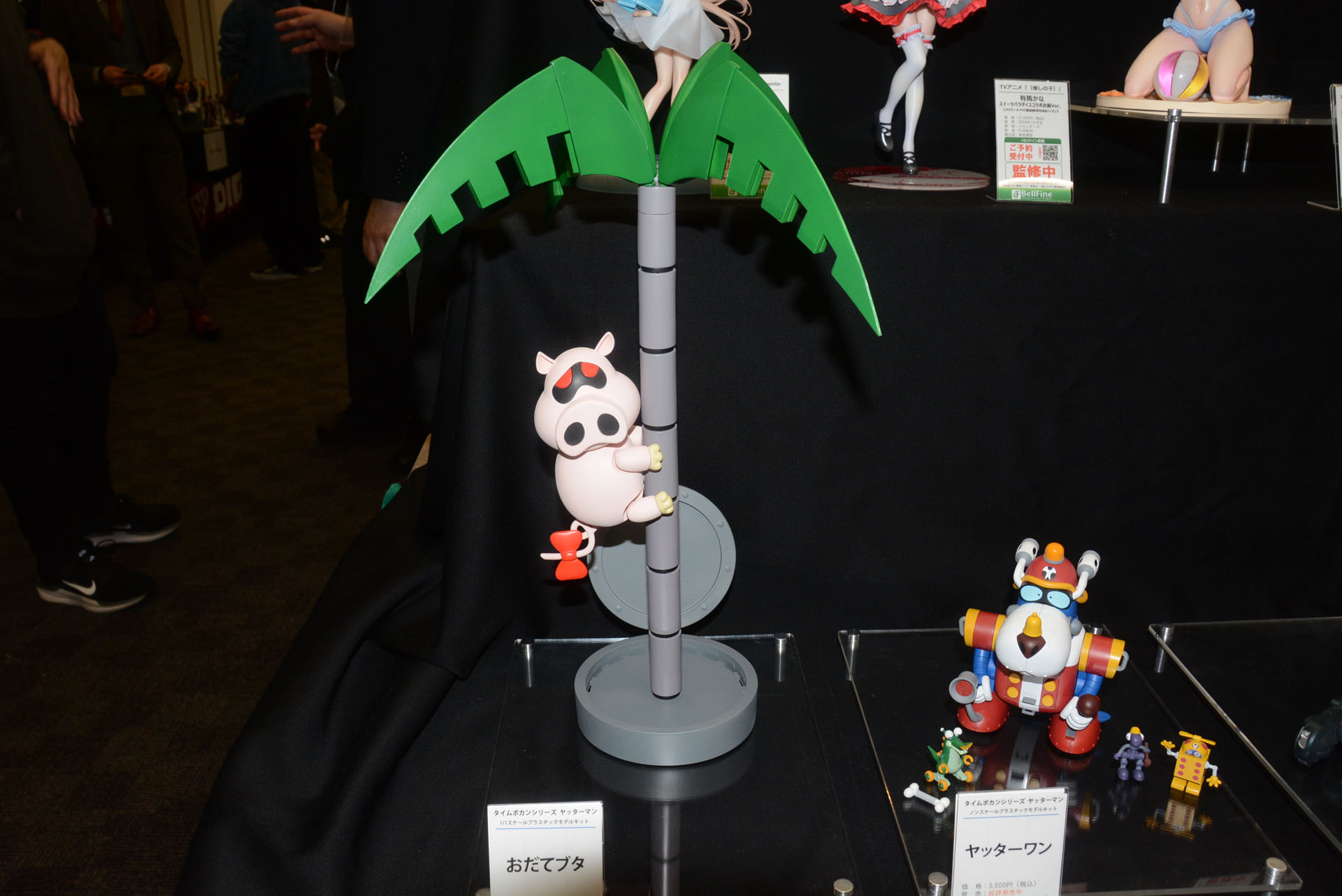 「ヤッターマン」を代表するメカの1つと言える「おだてブタ」。全高39cmの大きさは、「こんなに大きかったのか」と思わせる存在感だ