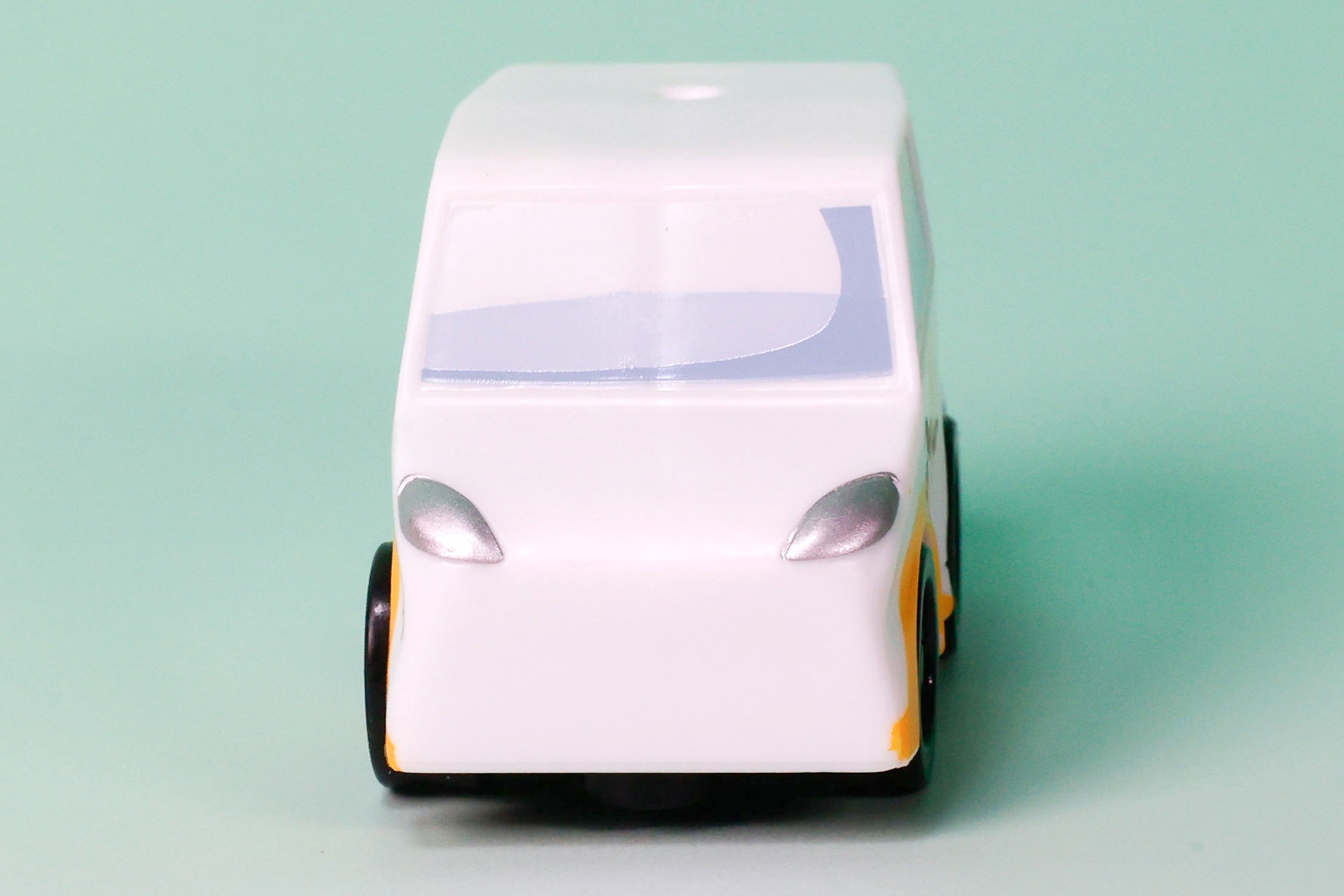 シールは付属しておらず、このままの状態で手に入れることができる