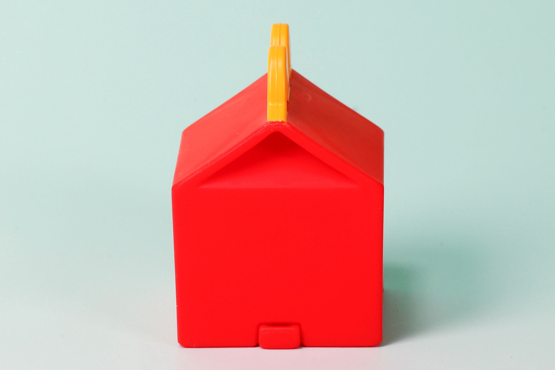 サイズは少しだけ小ぶりだ