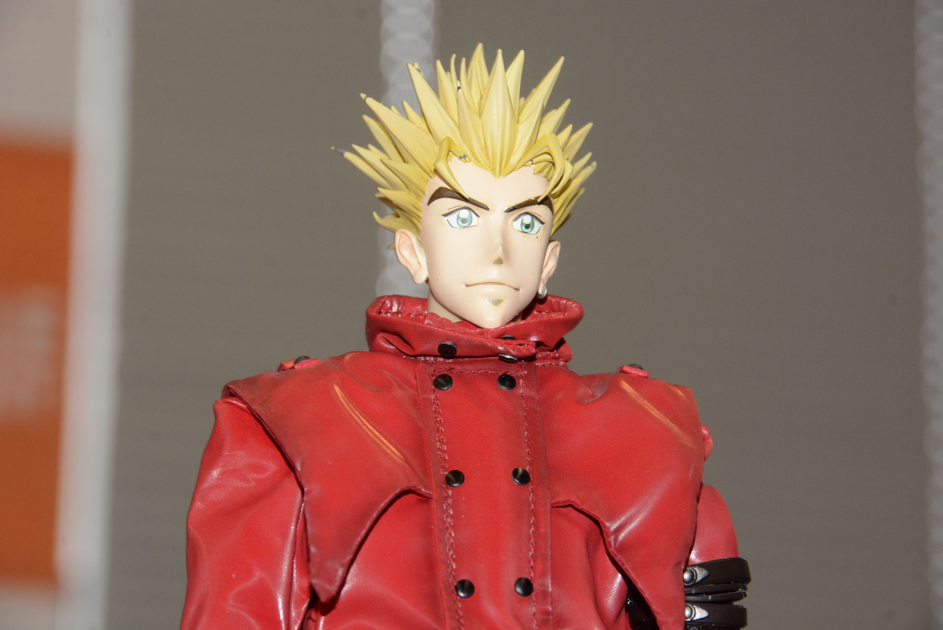 企画者が特にこだわったという顔の造形。造形担当者に加え、版元とも協議を重ねた。特に見上げた表情を見て欲しいとのこと