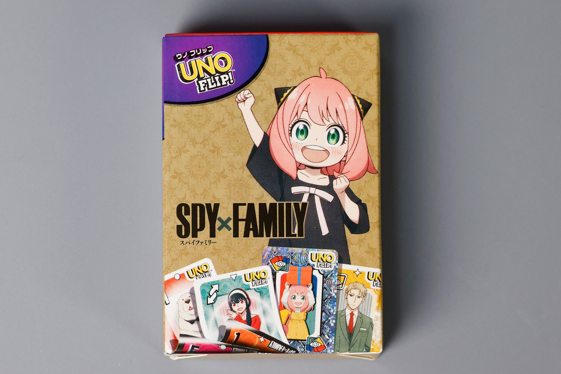 「UNO フリップ SPY×FAMILY アーニャ」のケース