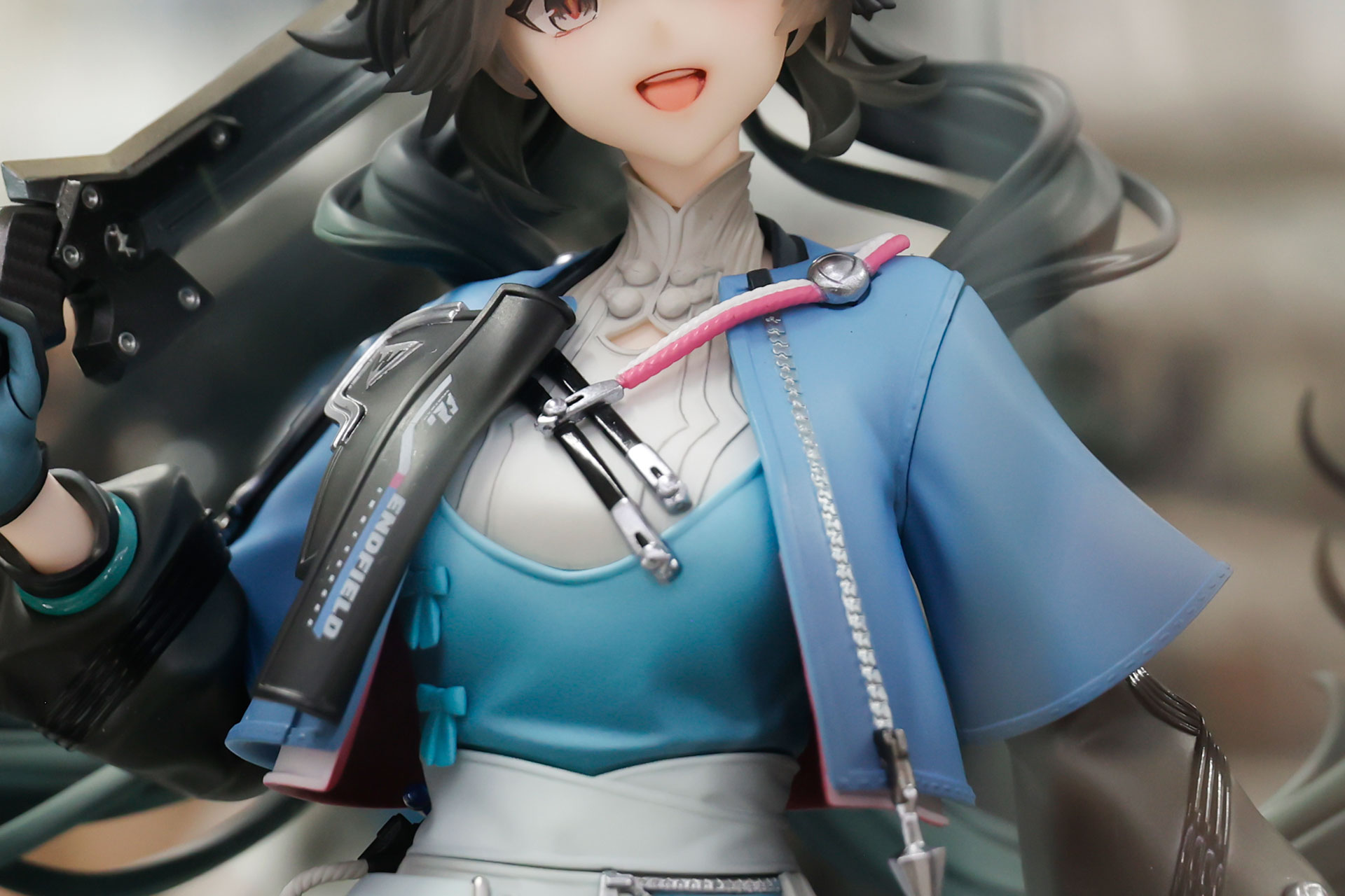 小物がいっぱい付けられている