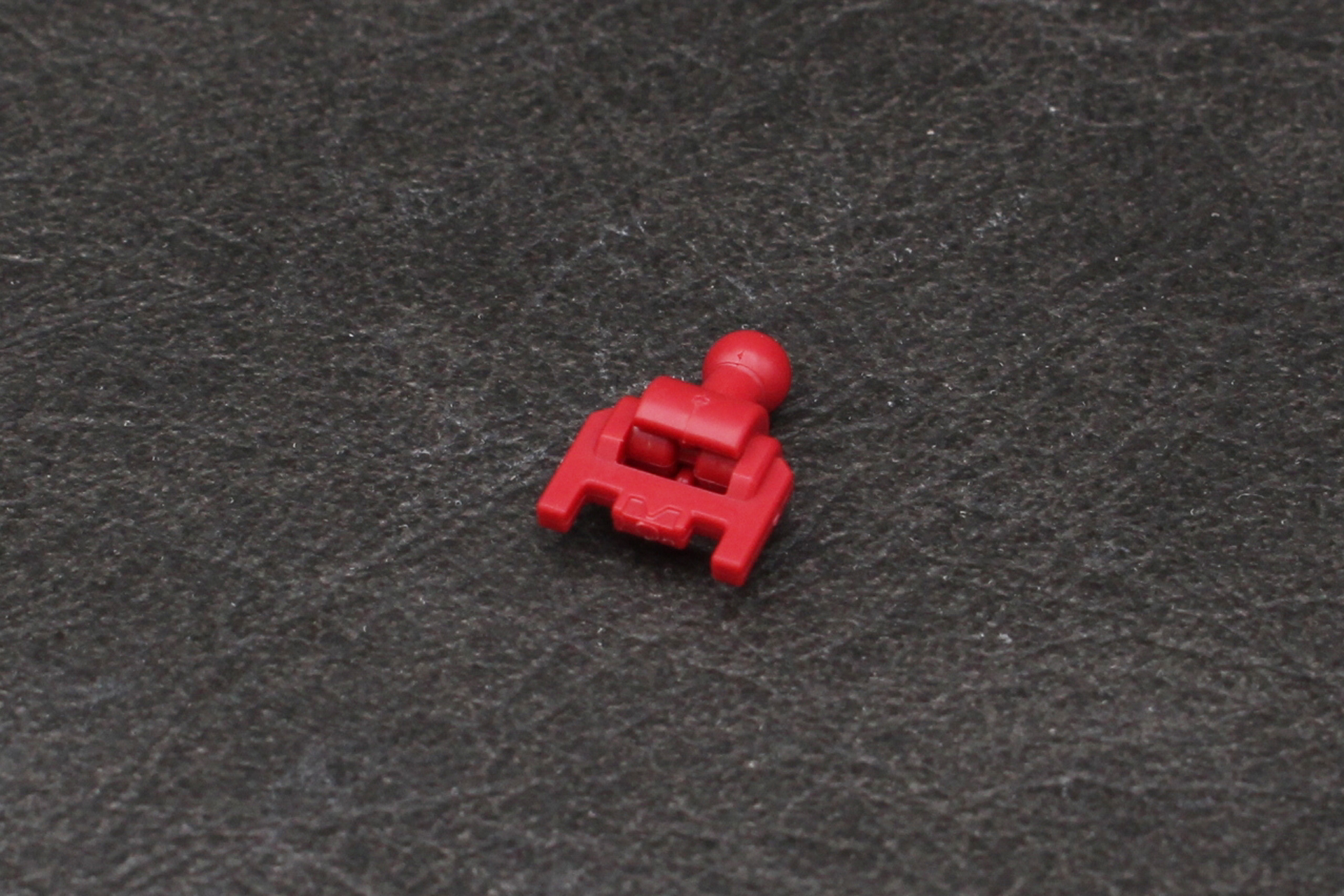 固定のための関節を組み立てる