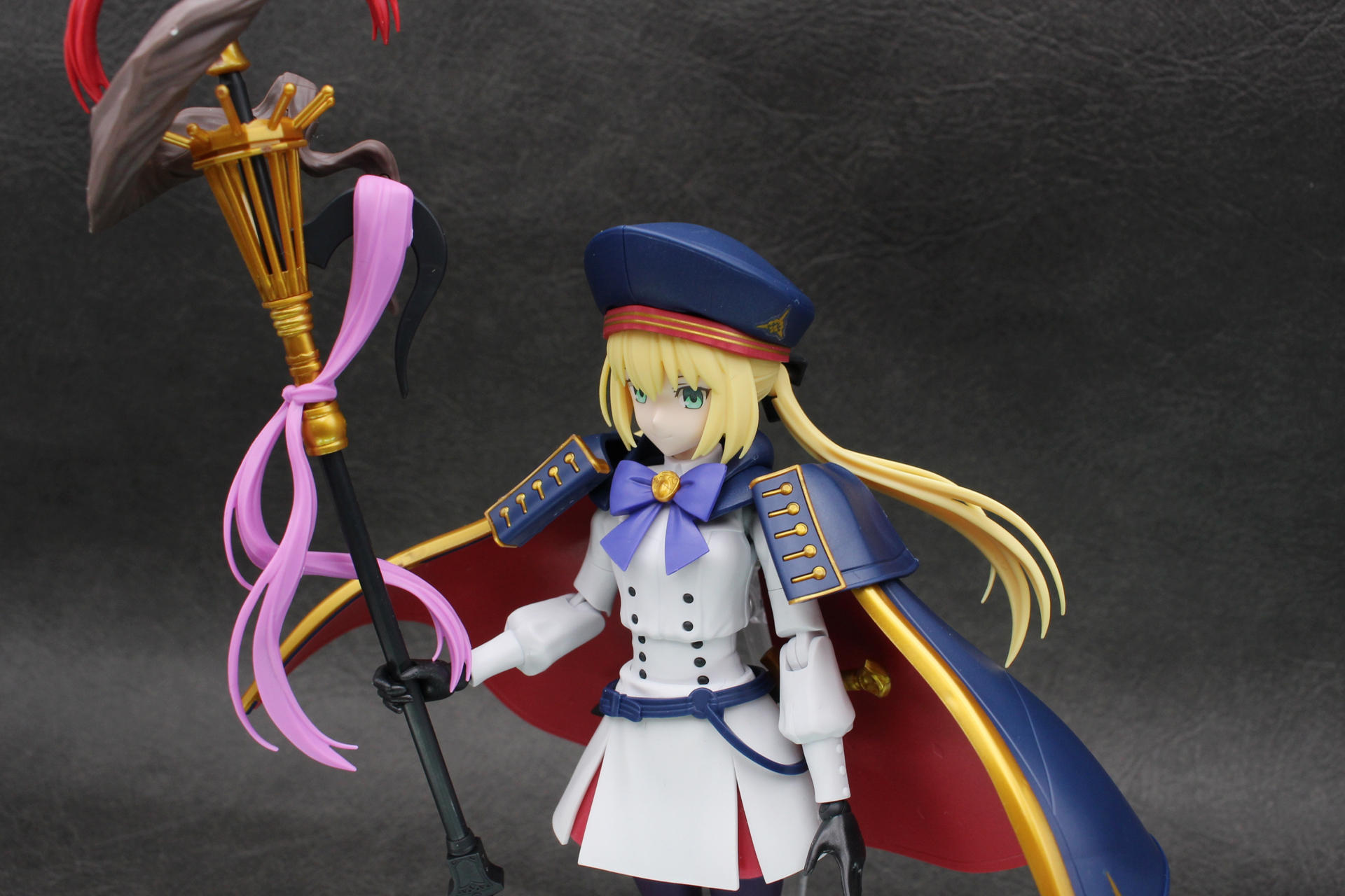 装備の装飾も高い完成度で再現されている