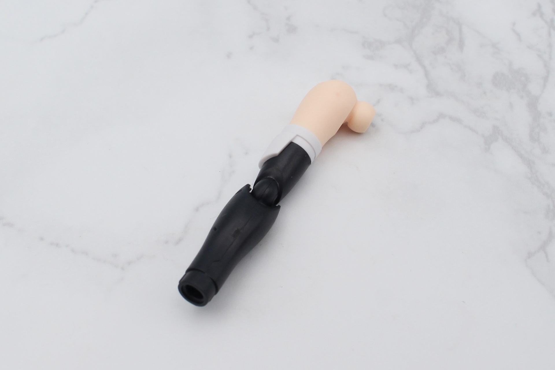 前腕を取り付ける