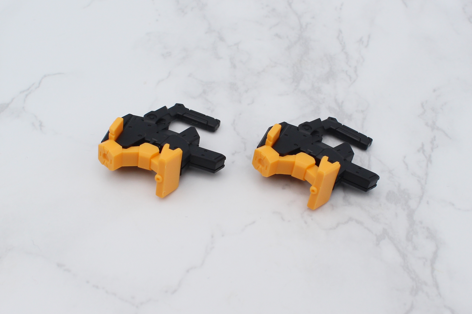 ハンドガンを組み立てる