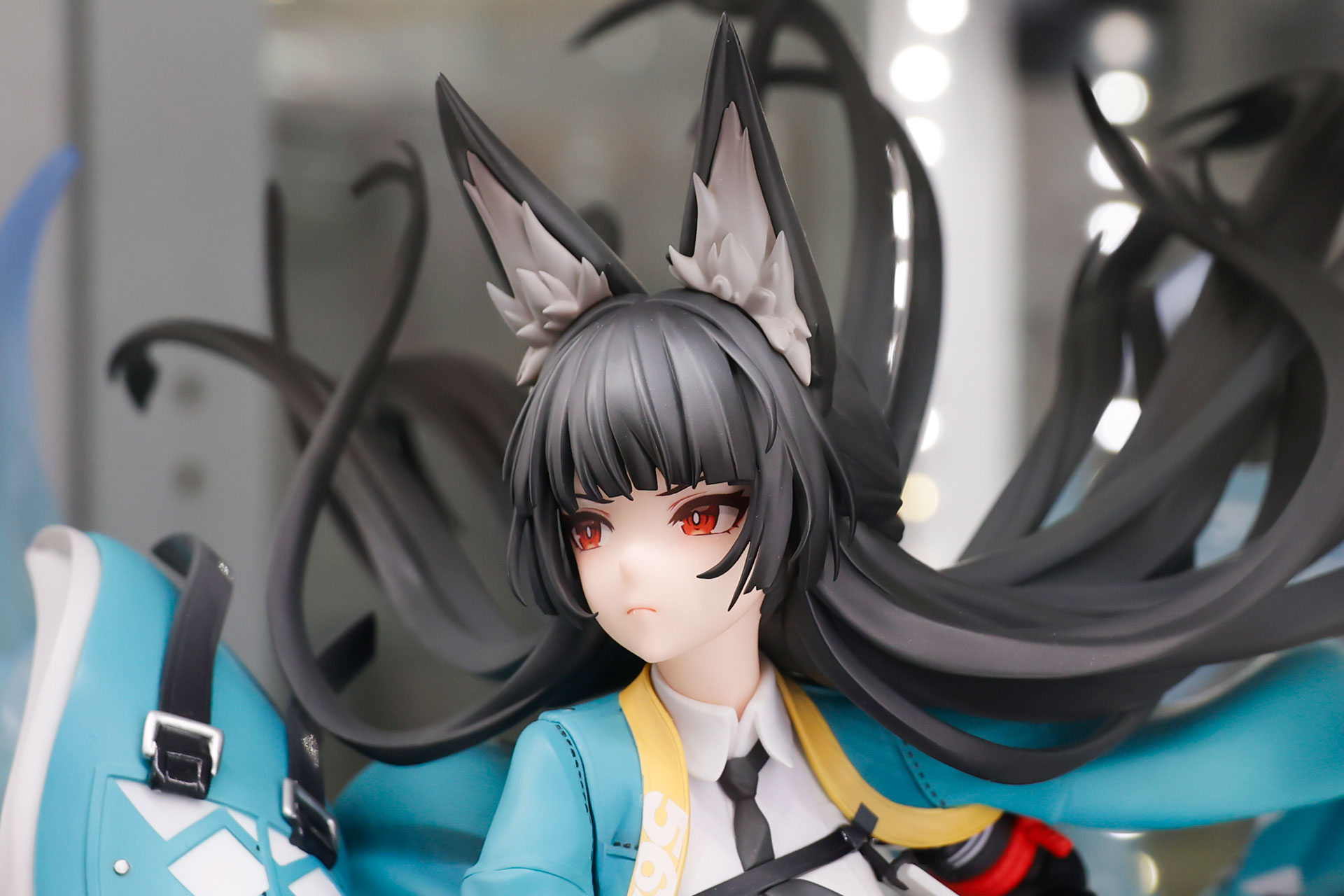 頭の上の大きなケモミミも目立つ