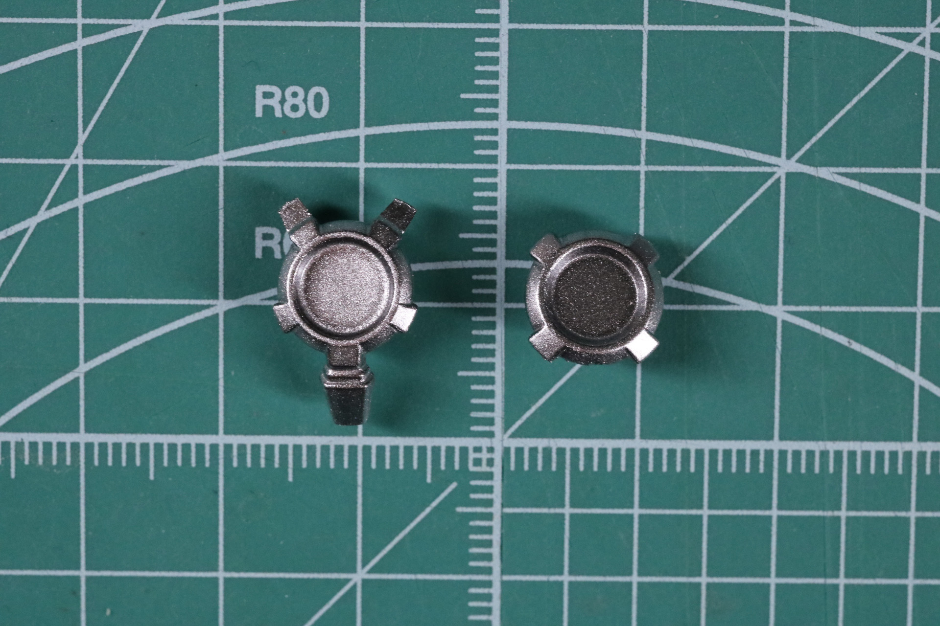 背中のアクセサリー