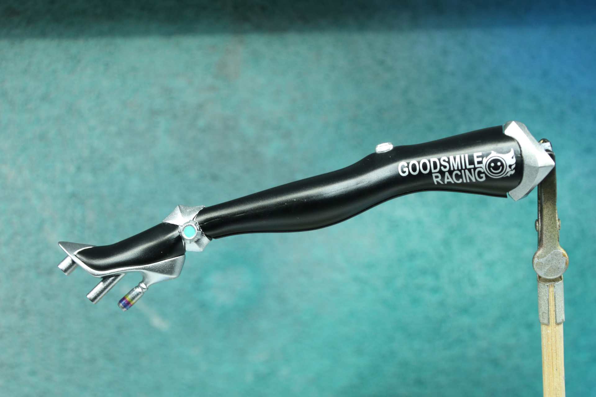 クリアー（光沢）