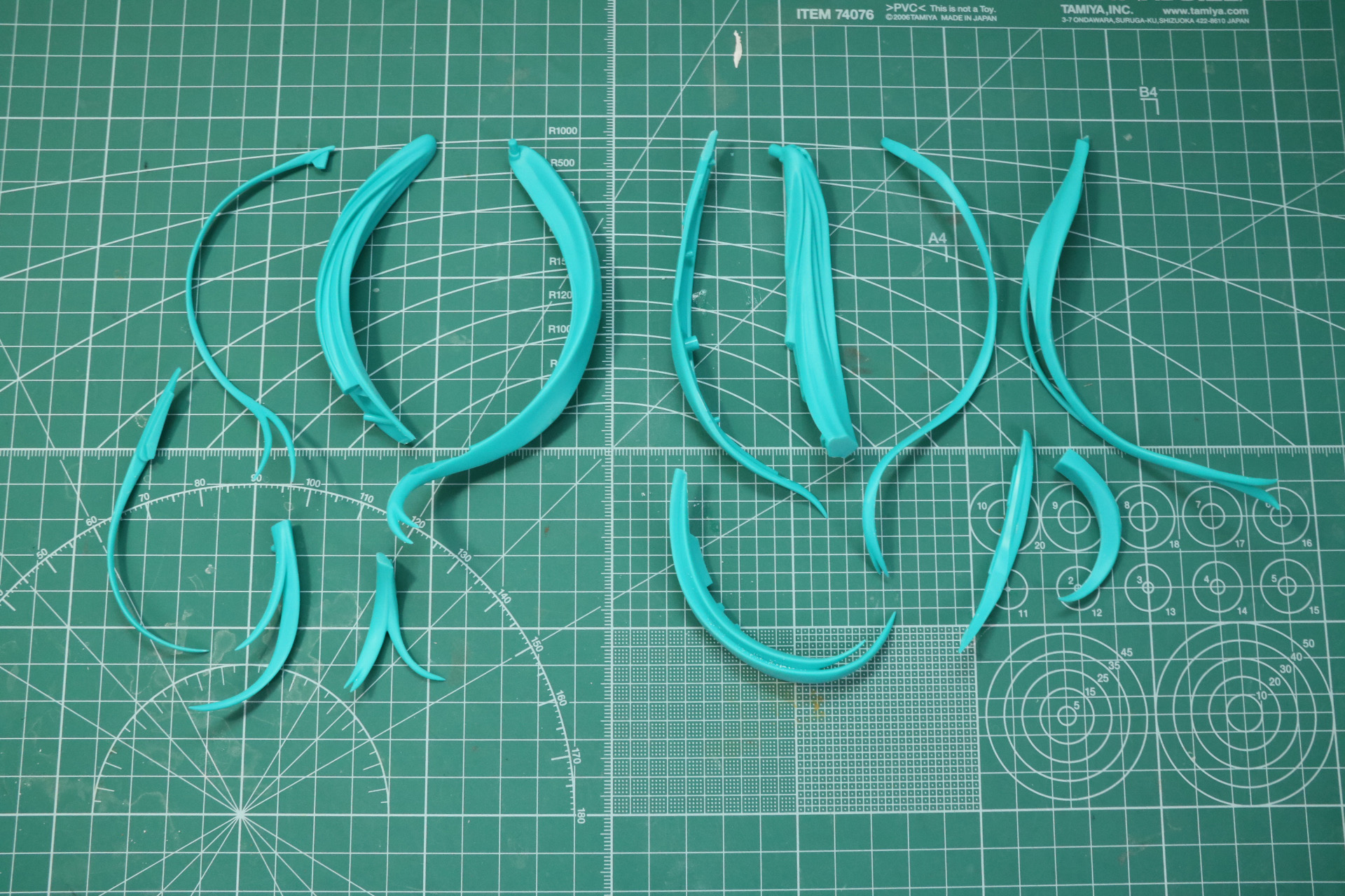 ツインテールの組み立て