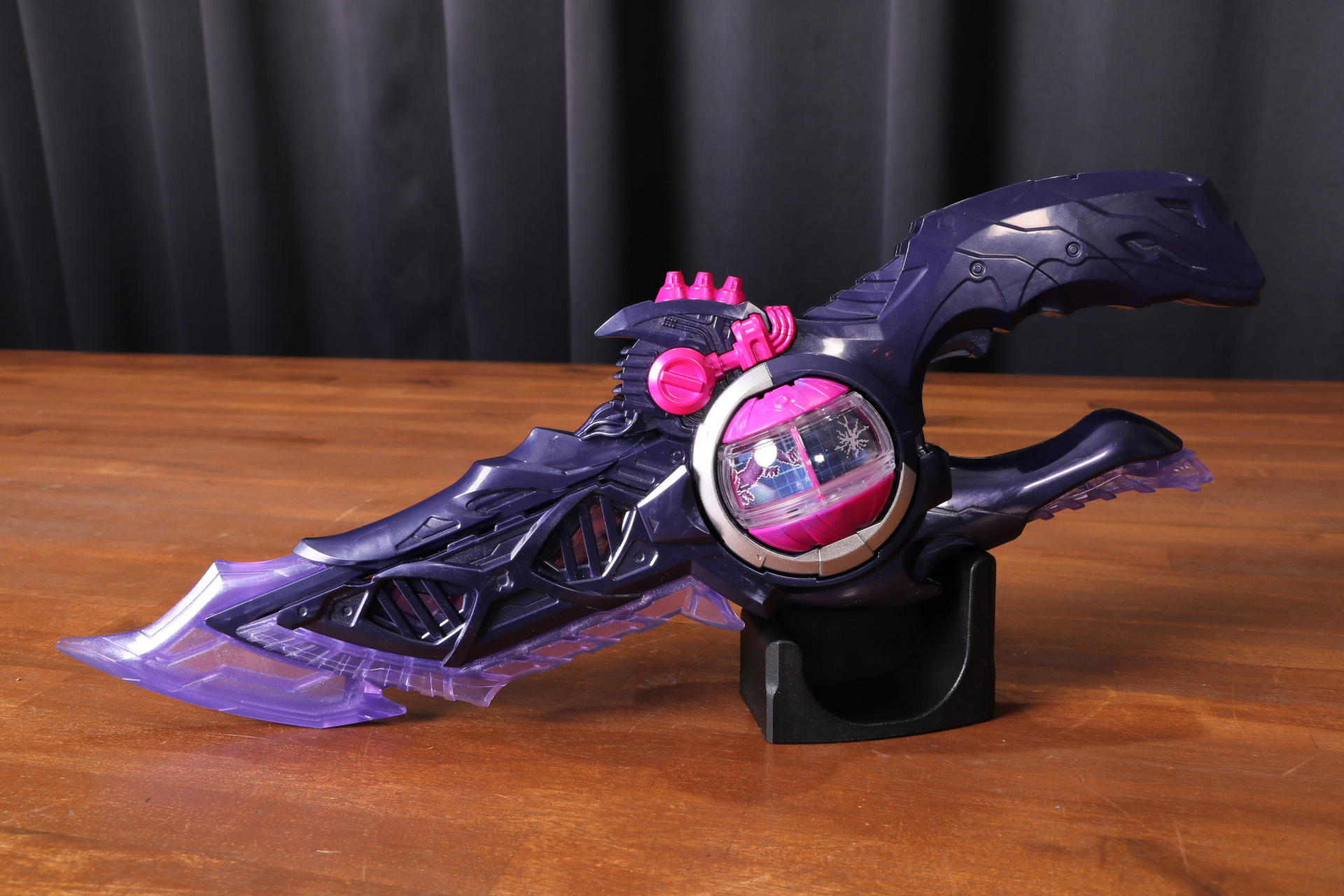 「DXブレイカムドォーン」大剣モード