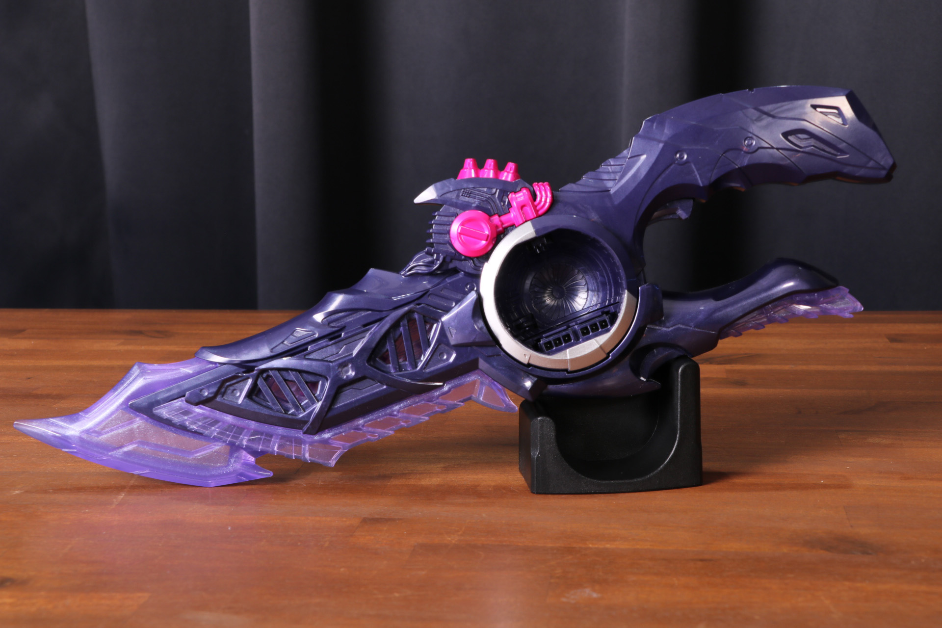 「DXブレイカムドォーン」大剣モード