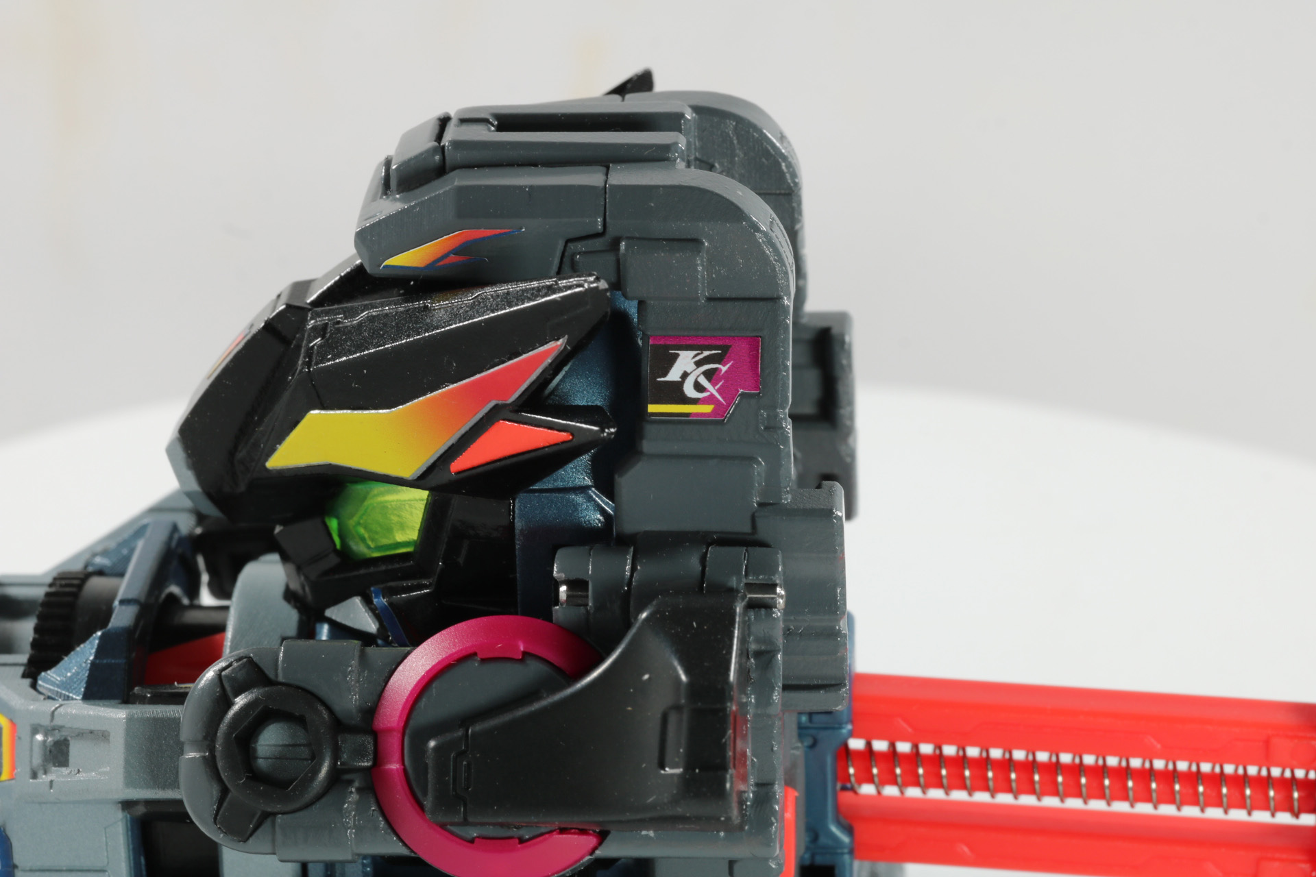 「ケーニッヒケルベロス」のイニシャルシール