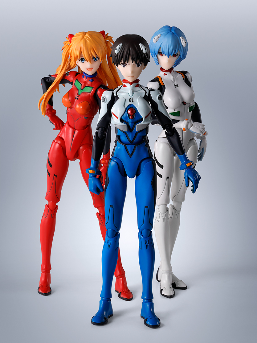発売済みの「レイ」「アスカ」（別売り）と一緒に飾ることで、「S.H.Figuarts エヴァンゲリオンシリーズ」の世界が広がる！