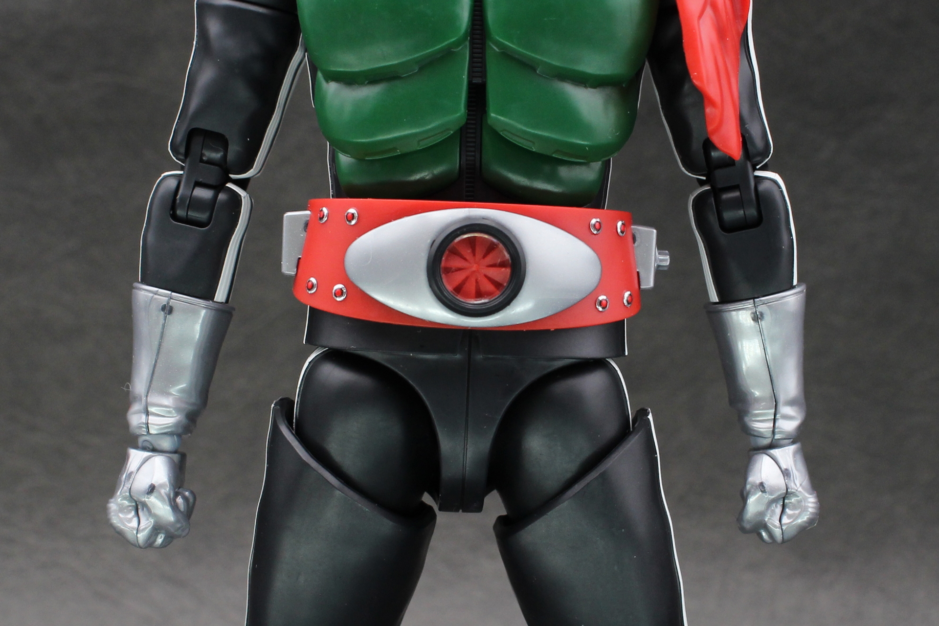 タイフーンの形状も完璧に再現。風車は羽の傾きまで表現されている