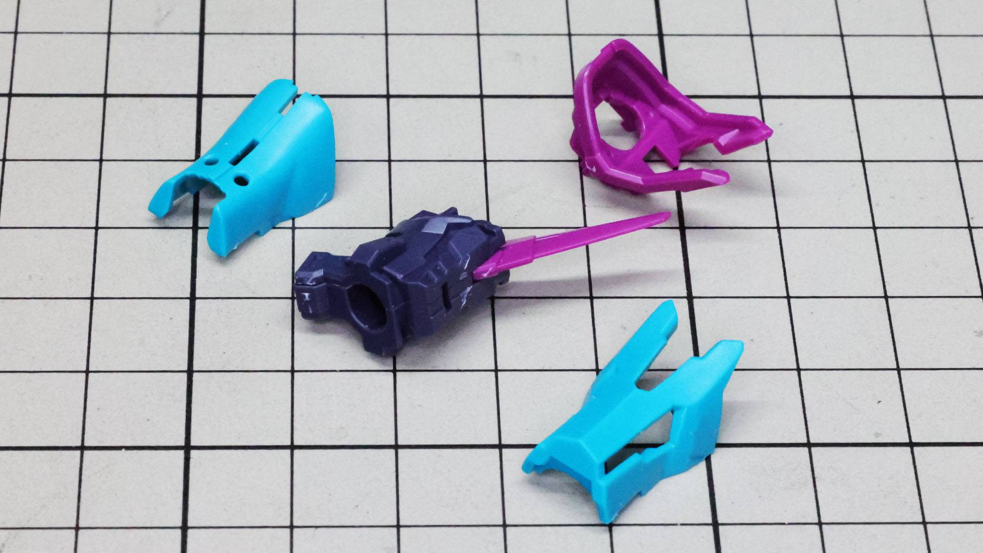 装甲を組んでいきます