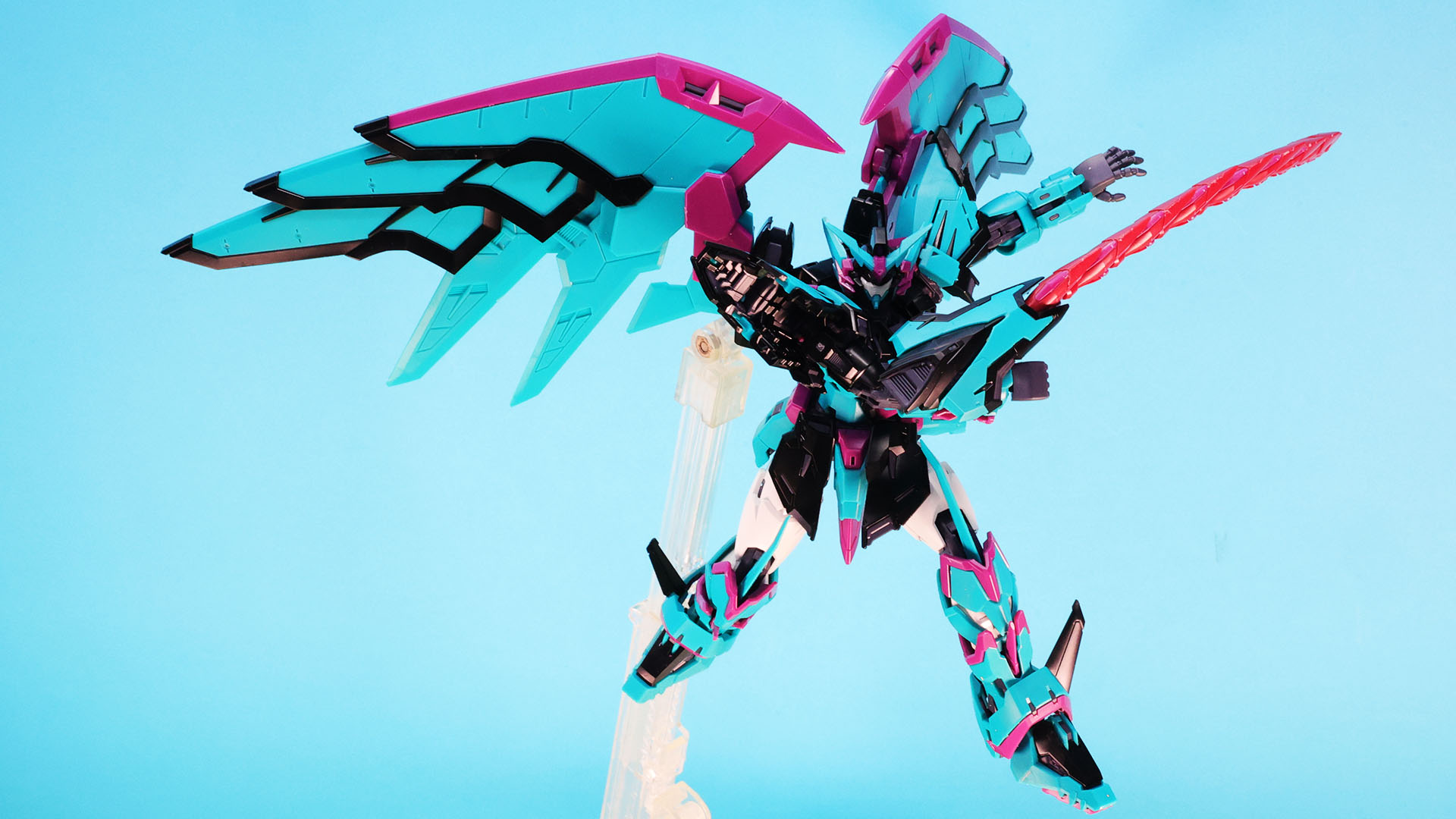 ガンプラならさらにモーションさせて楽しめます