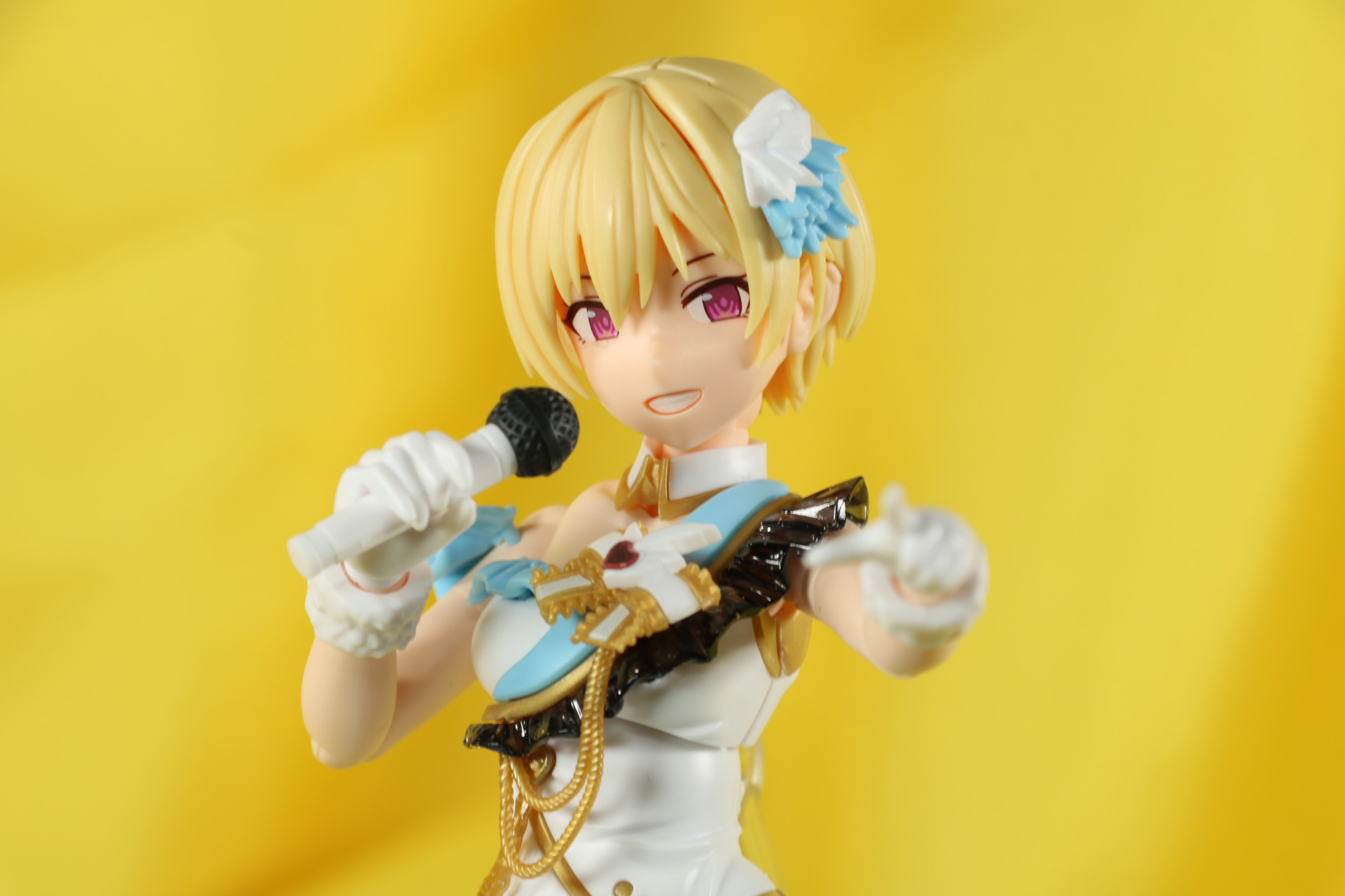 アイドルらしいポーズ