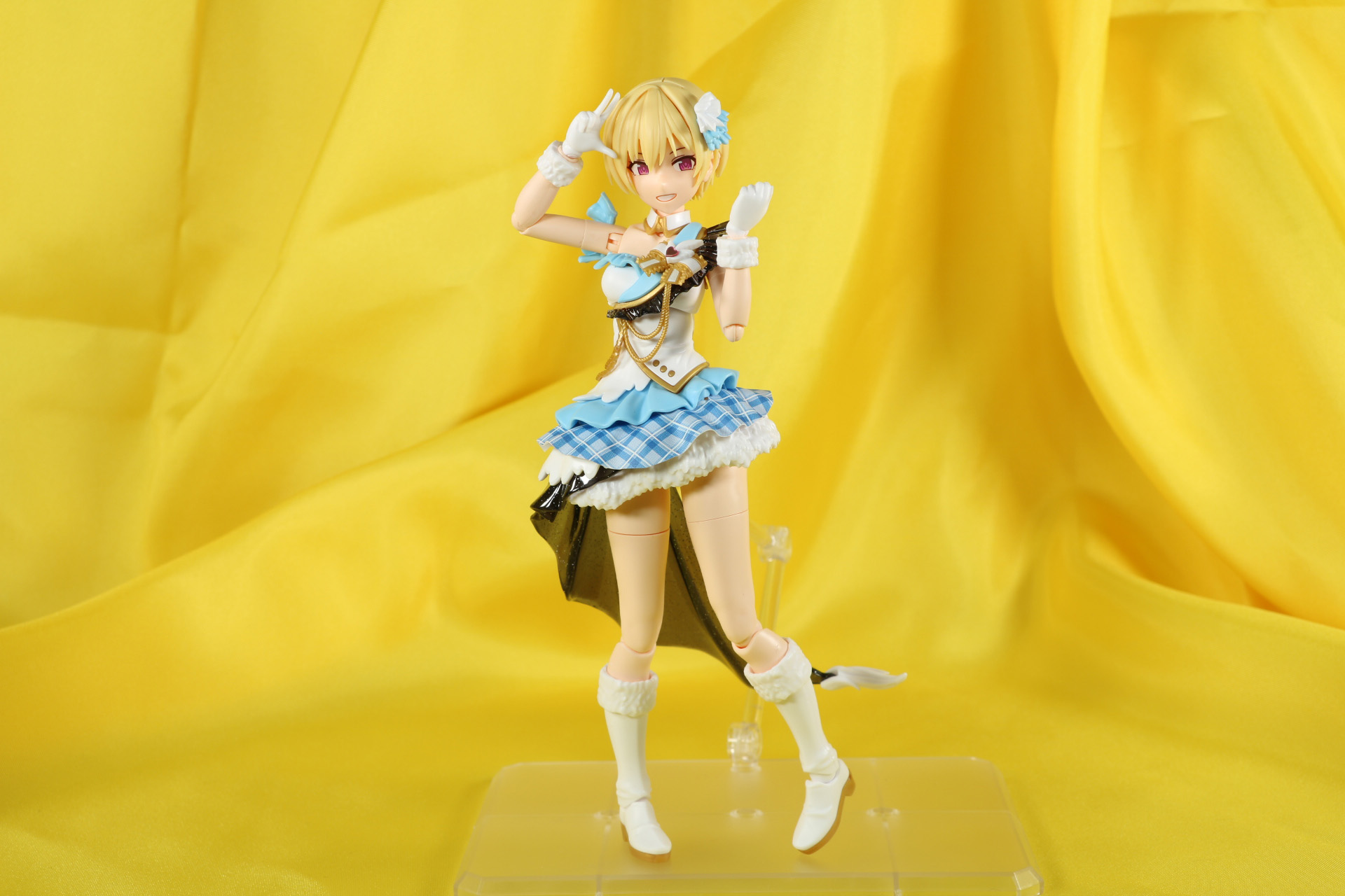 アイドルらしいポーズ