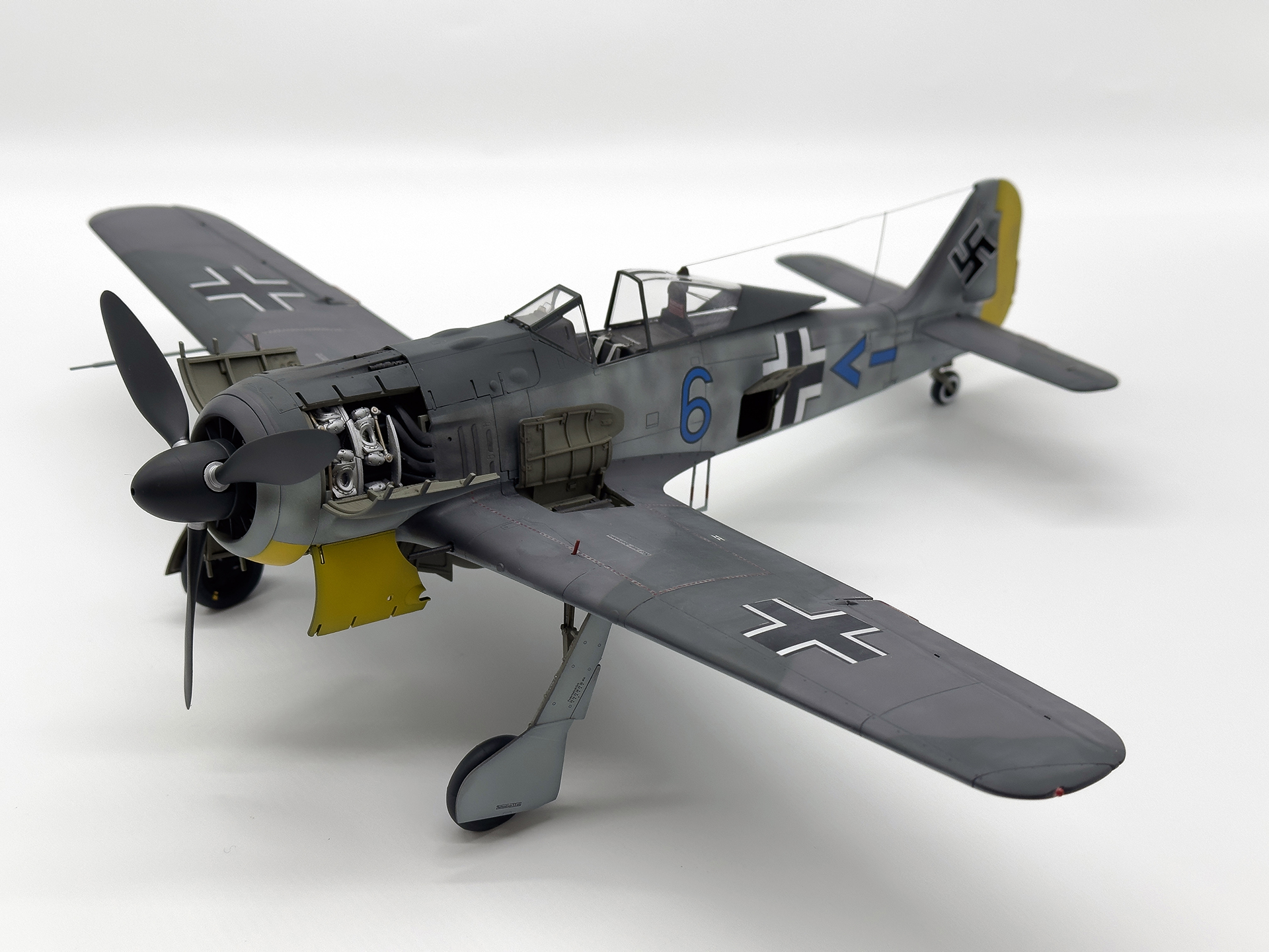 世界で初めてエンジンマウント延長前の初期シルエットを備えた「ショートノーズA-3」を1/32スケールで再現した「Fw 190 A-3」のハイクオリティキットです