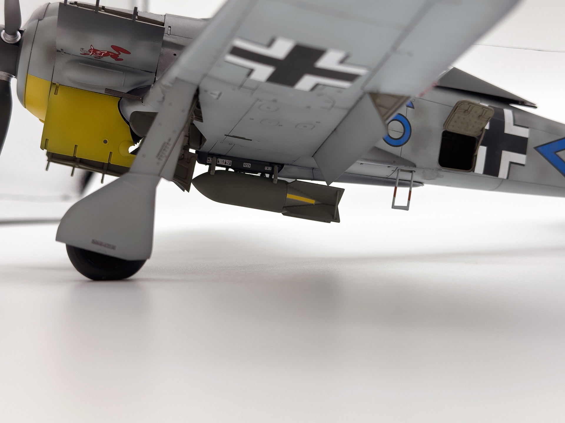 本作例では新規造形パーツとなる250kg爆弾を装備しました