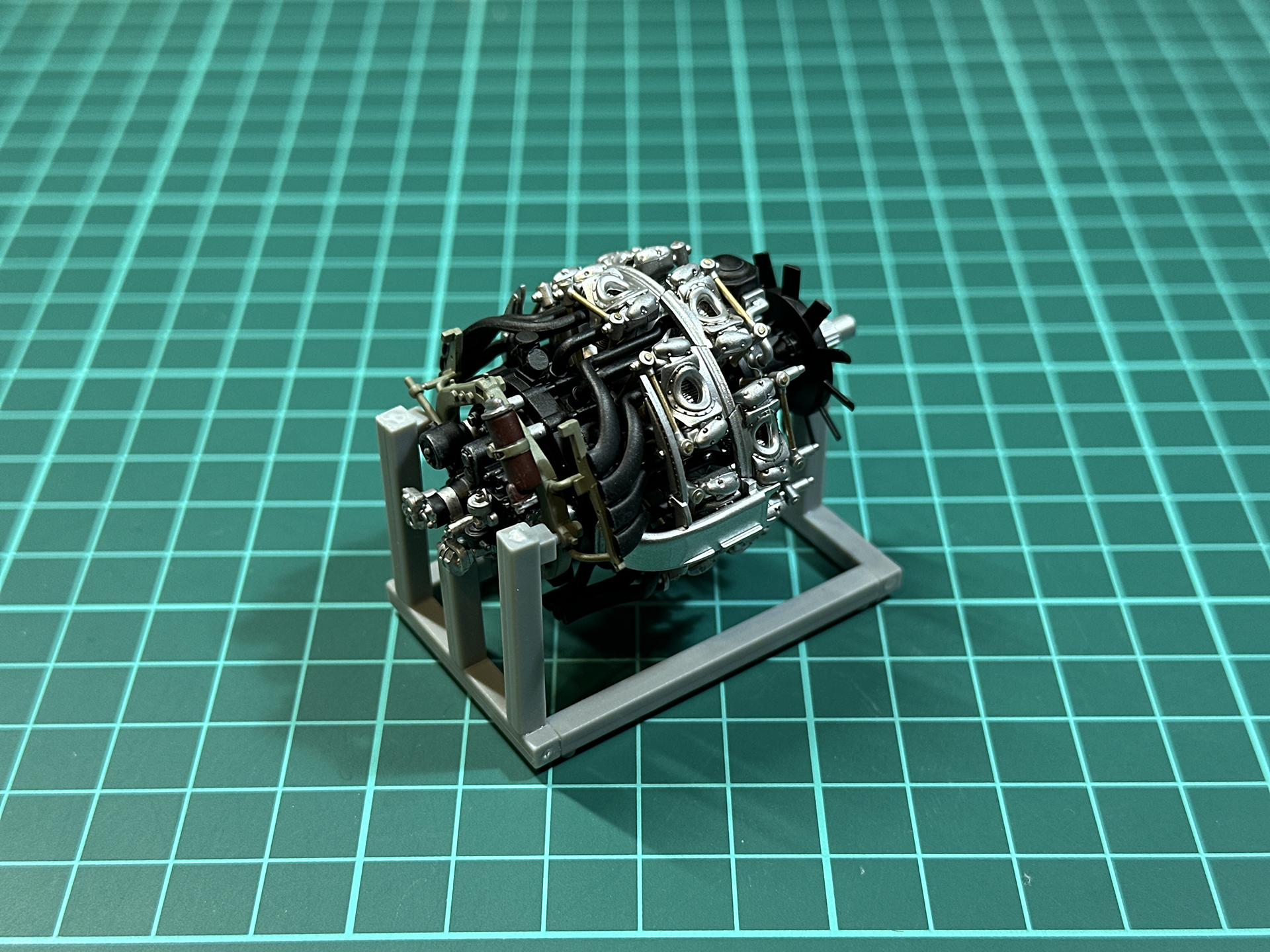 エンジンは機体搭載後ほぼ見えなくなることになるため、現時点でしっかり楽しんでおくとよさそうです