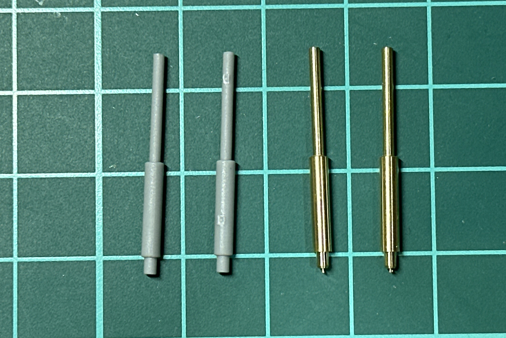 MG 151 機関砲の砲身は「SWOP 1/32 Fw 190 A-3/-4 バレル＆ピトー管セット」に交換します