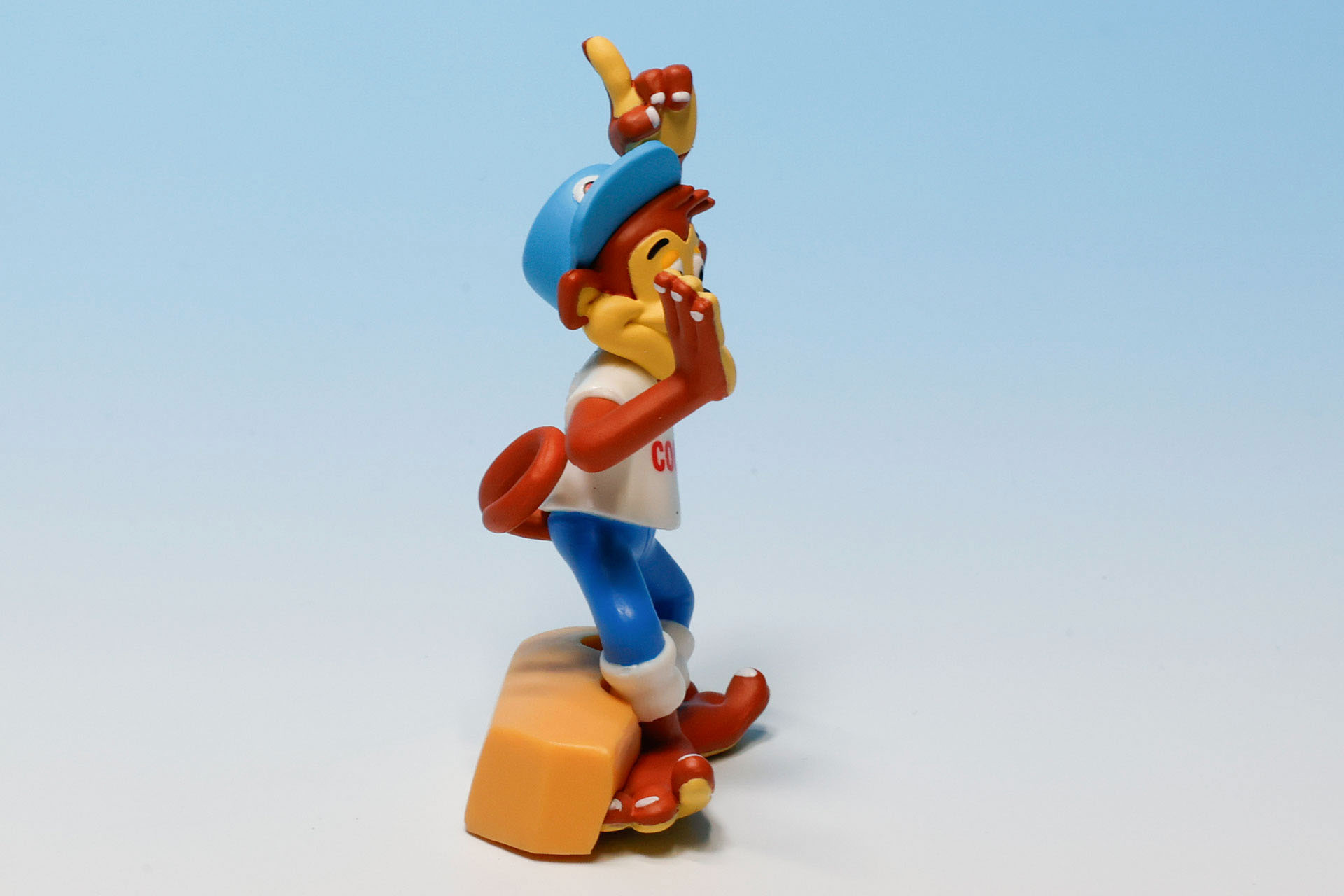 横から見るとほっそりしている