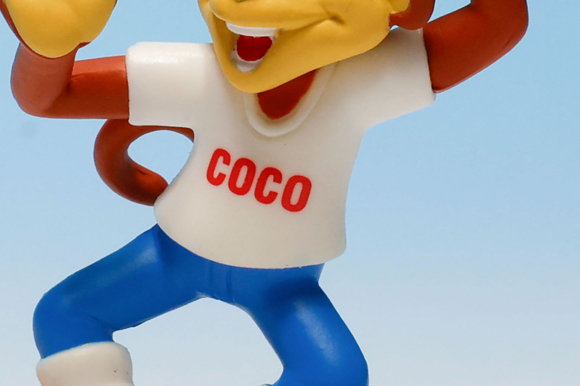 シンプルだが目立つ「COCO」の文字