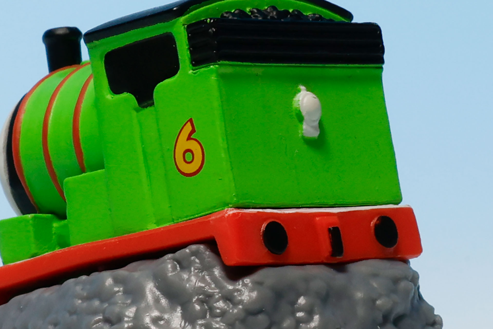 後ろ姿もさみしげだ