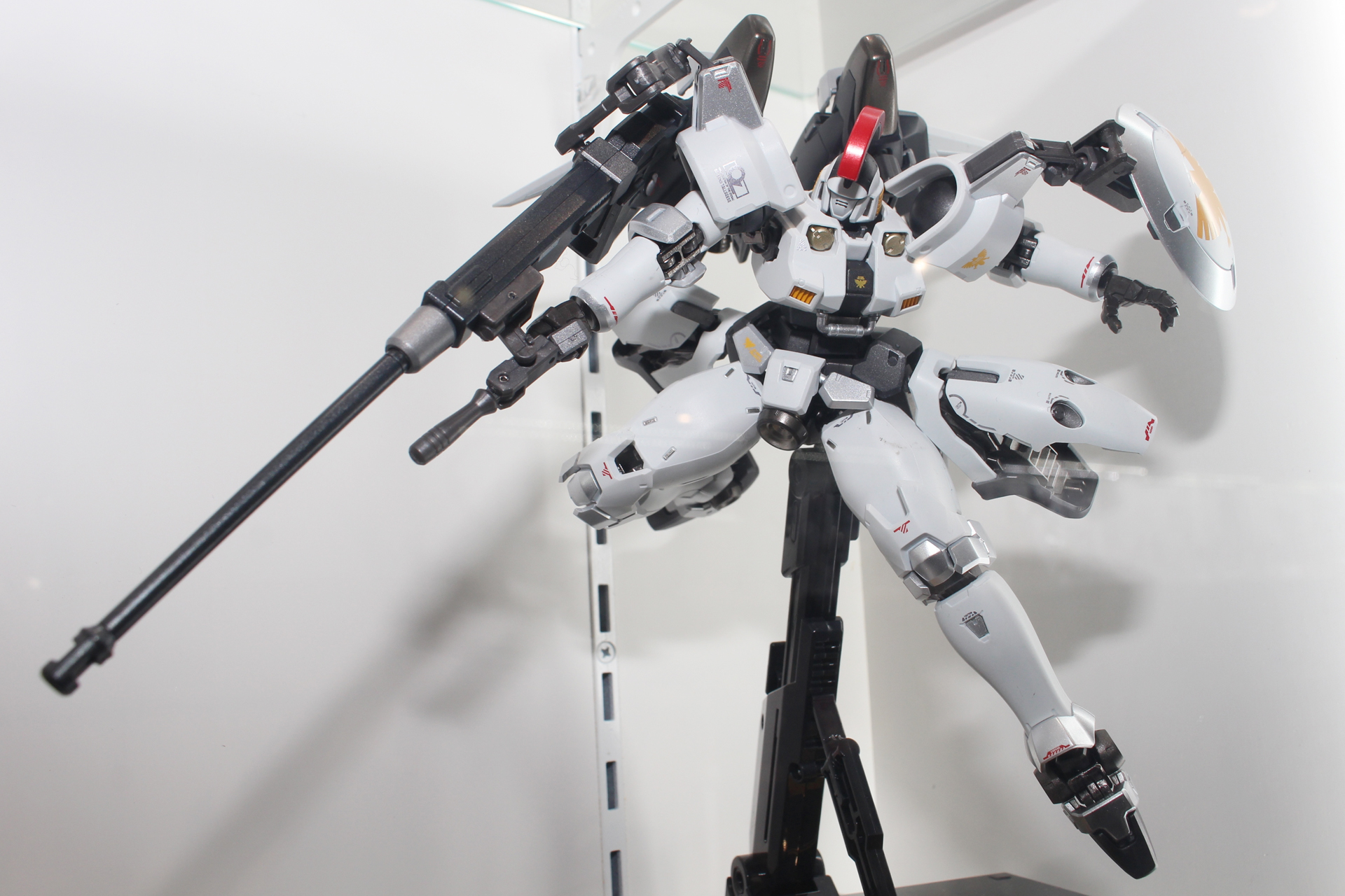 「METAL ROBOT魂 ＜SIDE MS＞ トールギス」。8月発送予定。価格は18,700円。プレミアムバンダイ販売商品