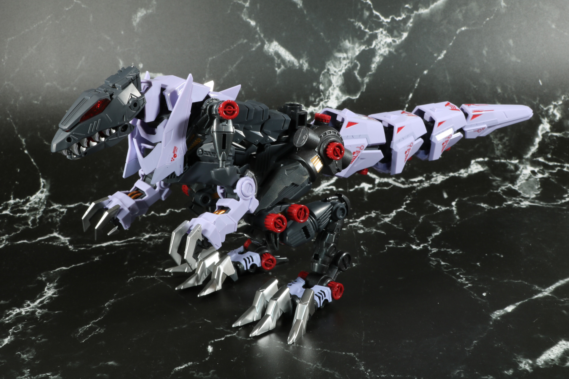 共通のアーマーを付けた状態