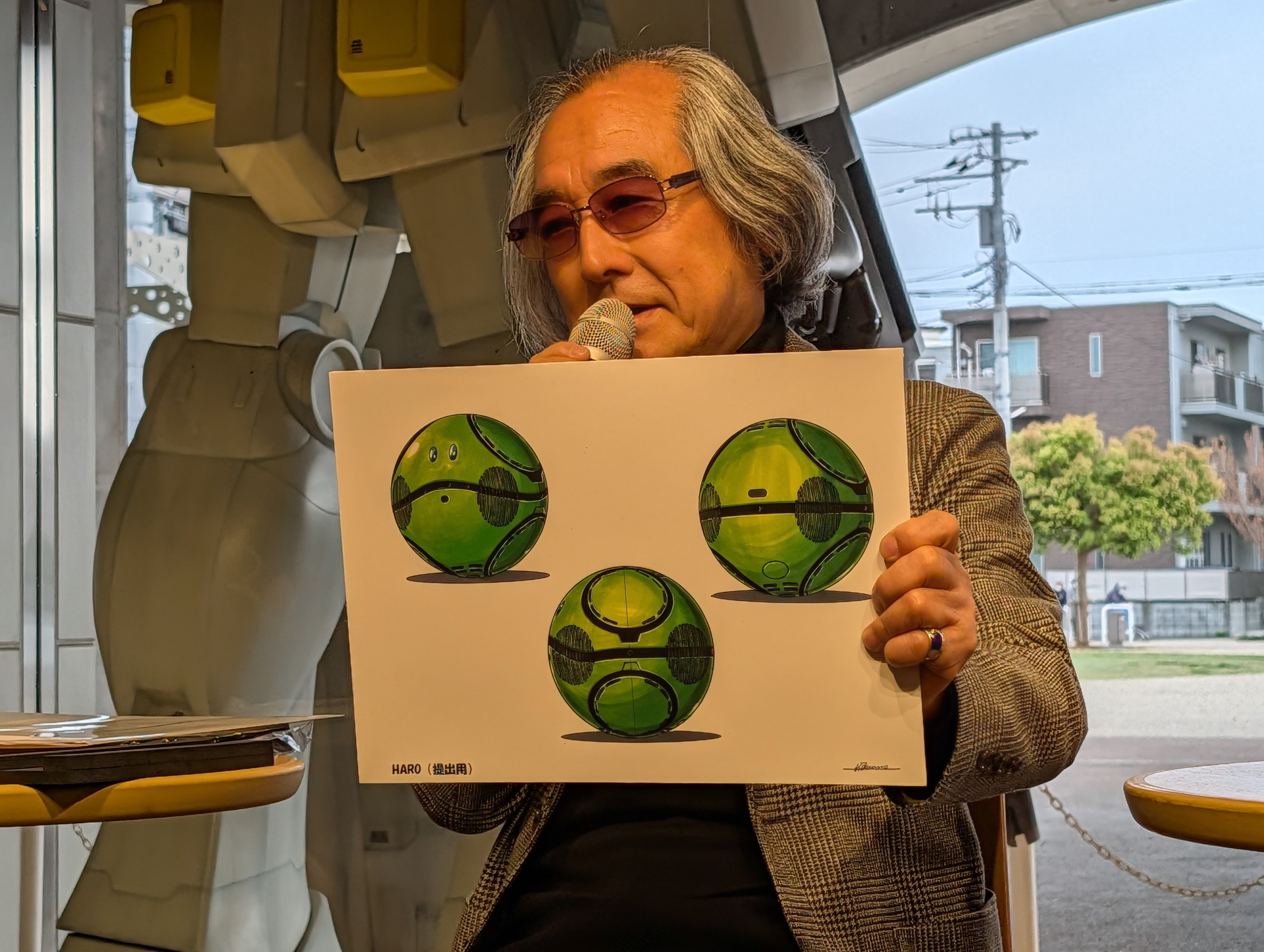 「みんなのハロ」のデザイン画をメディアに披露！